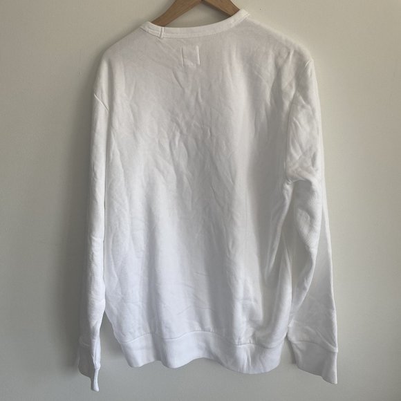 White oversized GAP crewneck sweatshirt - Picture 3 of 3